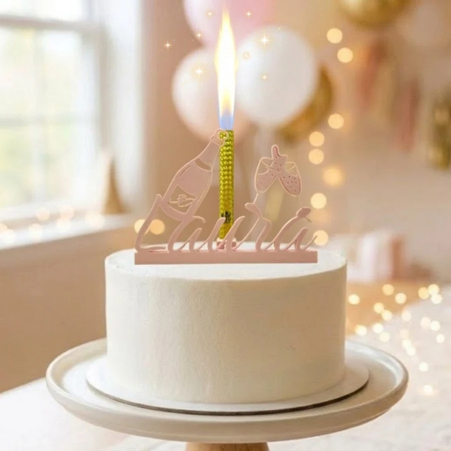 Dein Cake Topper mit Namen – und die Torte sprüht Funken